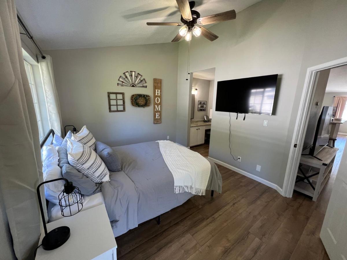 Mid City Condo 헌츠빌 외부 사진